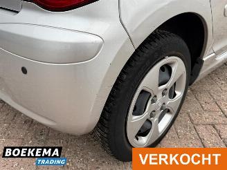 Kia Picanto 1.1 X-ecutive Automaat Leer Climate PDC Trekhaak picture 9