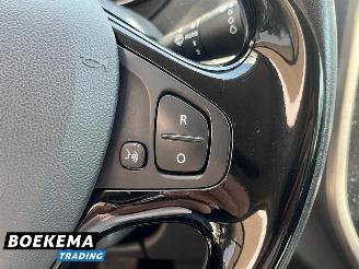 Renault Captur 0.9 TCe Authentique Stoelverwarming Navi Cruise picture 36
