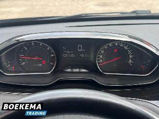 Peugeot 208 1.2 VTi Oxygo Cruise Navi Clima Trekhaak picture 20