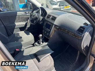 Skoda Yeti 1.8 TSI Ambition 4x4 Navi Trekhaak Airco picture 15