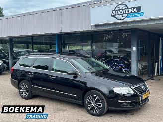 Vaurioauto  passenger cars Volkswagen Passat Variant 1.4 TSI Comfortline Navi Clima Trekhaak 2009/1