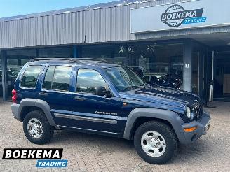 Schadeauto Jeep Cherokee 2.4i Sport Plus Cruise-Control Trekhaak 2002/10