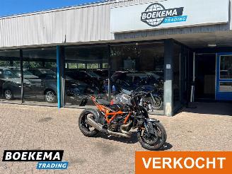 krockskadad bil motor KTM  SuperDuke R 1390 2024/4