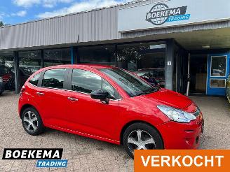 Voiture accidenté Citroën C3 1.2 PT Selection Automaat Stoelverwarming Navi Clima 2016/7