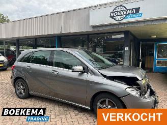 krockskadad bil auto Mercedes B-klasse 180 CDI Ambition Automaat Navi Clima Cruise 2012/7