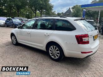 Skoda Octavia Combi 1.2 TSI Businessline Automaat Navi Cruise Clima picture 3