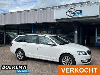 Auto incidentate Skoda Octavia Combi 1.2 TSI Businessline Automaat Navi Cruise Clima 2016/2