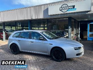 uszkodzony samochody osobowe Alfa Romeo 159 1.8 mpi Business Airco Elektrische Ramen 2007/1