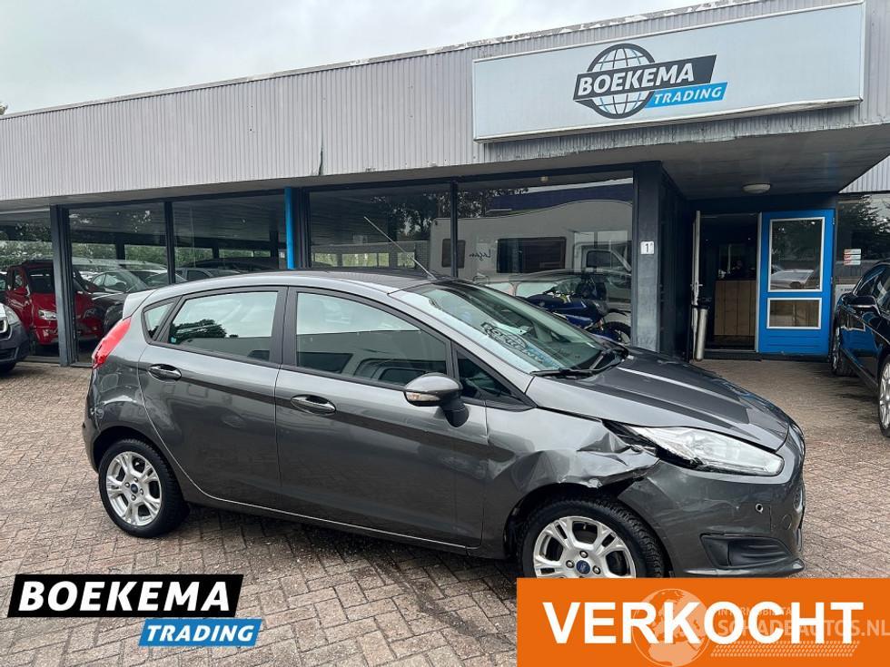 Ford Fiesta 1.0 Style Ultimate Navigatie Cruise Airco