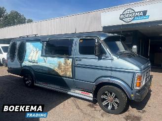 damaged campers Dodge  Ram Van B200 5.2 V8 LPG Camper Koelkast Spoelbak 1980/7