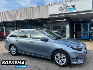 Kia Ceed 1.5 T-GDi Dynamic 160PK Camera Navi Cruise Clima picture 1
