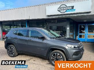 krockskadad bil auto Jeep Compass 4xe 190 PHEV Altitude Winterpakker 360 Camera 2024/8