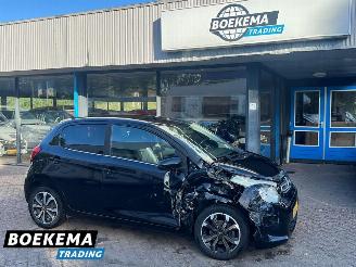 uszkodzony samochody osobowe Citroën C1 1.2 Shine 82PK Leer Cruise Airco 2015/4