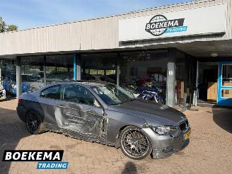 uszkodzony samochody osobowe BMW 3-serie 325i M-Sport Coupe Keyless Memory Navigatie Cruise 2006/9