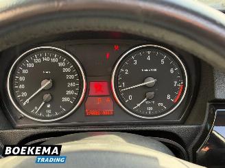 BMW 3-serie 325i M-Sport Coupe Keyless Memory Navigatie Cruise picture 32