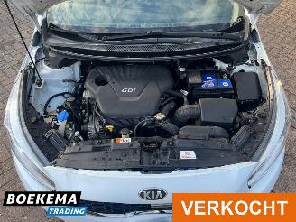 Kia Cee d cee'd 1.6 GDI Plus Pack Leer Navi Cruise Clima picture 11