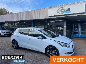 Auto incidentate Kia Cee d cee'd 1.6 GDI Plus Pack Leer Navi Cruise Clima 2012/8