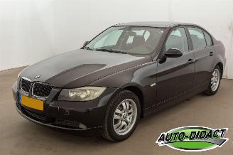 Schadeauto BMW 3-serie 318i Airco 2007/5
