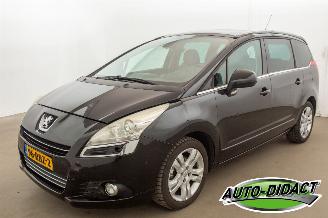 Schadeauto Peugeot 5008 1.6 THP GT 7P. Leer 2011/4