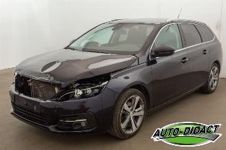 krockskadad bil auto Peugeot 308 1.2 PureTech 76.699 km 2019/2