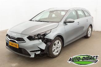 uszkodzony samochody osobowe Kia Ceed Sportswagon 1.5 T-GDI 56.574 km Dynamicline 2023/5
