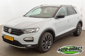 krockskadad bil auto Volkswagen T-Roc 2.0 TDI Automaat Clima Navi Style Business 2019/6