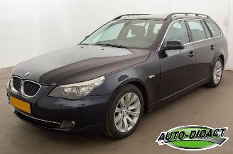 skadebil auto BMW 5-serie Touring 520i Automaat Leder Clima Navi Corporate Lease Business Line Edition I 2010/10