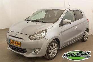 Schadeauto Mitsubishi Space-star 1.2 Airco Intense+ 2015/2