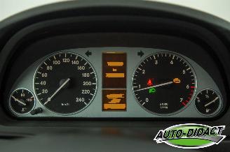 Mercedes B-klasse 200 Automaat Pano picture 6