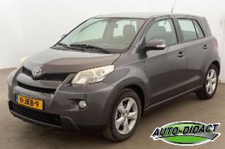 Voiture accidenté Toyota Urban Cruiser 1.3 VVT-i Aspiration Airco 2009/6