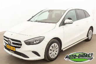 Schadeauto Mercedes B-klasse 200d Automaat Clima Halfleder 2021/10