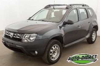 uszkodzony samochody osobowe Dacia Duster 1.6 63.382 km 2014/4