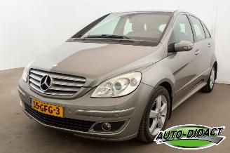 uszkodzony samochody osobowe Mercedes B-klasse 170 Automaat Airco 2008/6