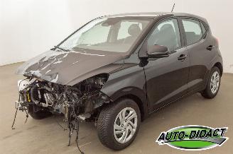Schadeauto Hyundai I-10 1.0 Comfort Airco 2023/12