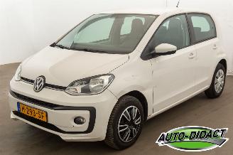 Schadeauto Volkswagen Up! 1.0 Automaat Airco BMT high up! 2018/6