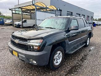 Voiture accidenté Chevrolet Avalanche 5.3 4WD 1500 Automaat Clima Leder 2003/9