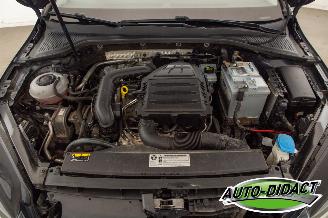 Volkswagen Golf 1.0 Automaat Clima Trendline picture 34