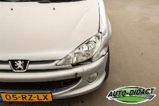 Peugeot 206 SW 1.6-16V Quiksilver Airco picture 25