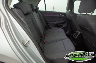 Volkswagen Golf 1.0 TSI 3129 km Clima Navi Camera Life Business picture 22