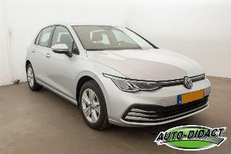 Volkswagen Golf 1.0 TSI 3129 km Clima Navi Camera Life Business picture 2