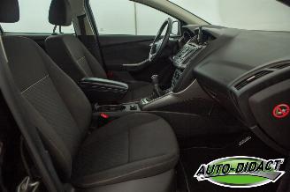 Ford Focus Wagon 1.0 Airco EcoBoost Edition picture 19