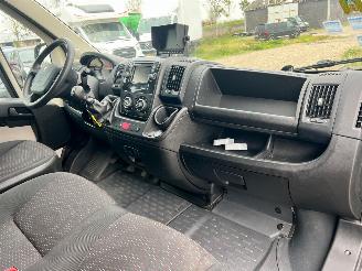 Peugeot Boxer 2.0 Airco Camera picture 17