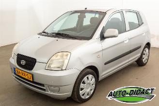 Coche accidentado Kia Picanto 1.0 LXE Airco 2005/4