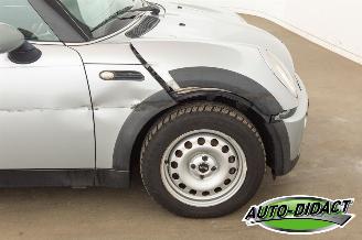 Mini Cabrio 1.6 One Airco picture 31