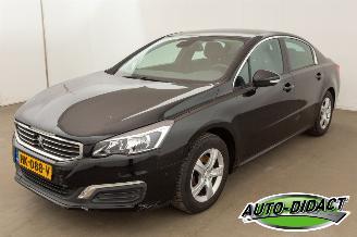 skadebil auto Peugeot 508 1.6 e-THP Clima Navi Blue Lease Executive 2015/12