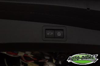 Toyota Corolla Touring Sports 2.0 Hybrid Pano Leder Clima Navi Premium picture 16