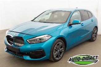 krockskadad bil auto BMW 1-serie 118i Automaat Digi Dash Camera Clima Navi 2022/11