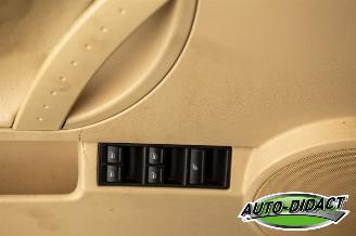 Volkswagen New-beetle 2.0 Cabriolet Highline Airco picture 10