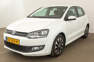 Vaurioauto  passenger cars Volkswagen Polo 1.0 BlueMotion Navi Airco Edition 2016/8