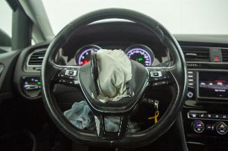 Volkswagen Golf 1.4 TSI Automaat Clima Navi Leder picture 5